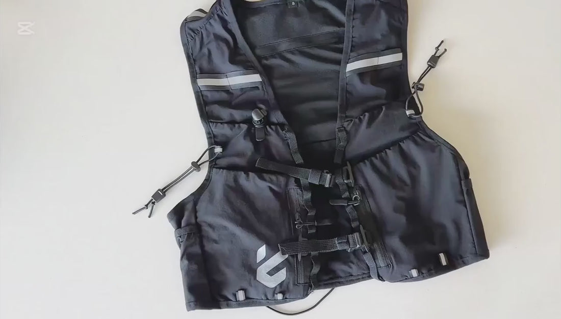 An explanation of how to attach the straps to an Everpace vest